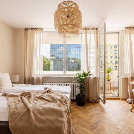 Four Seasons Old Town - Summer Варшава Екстериор снимка